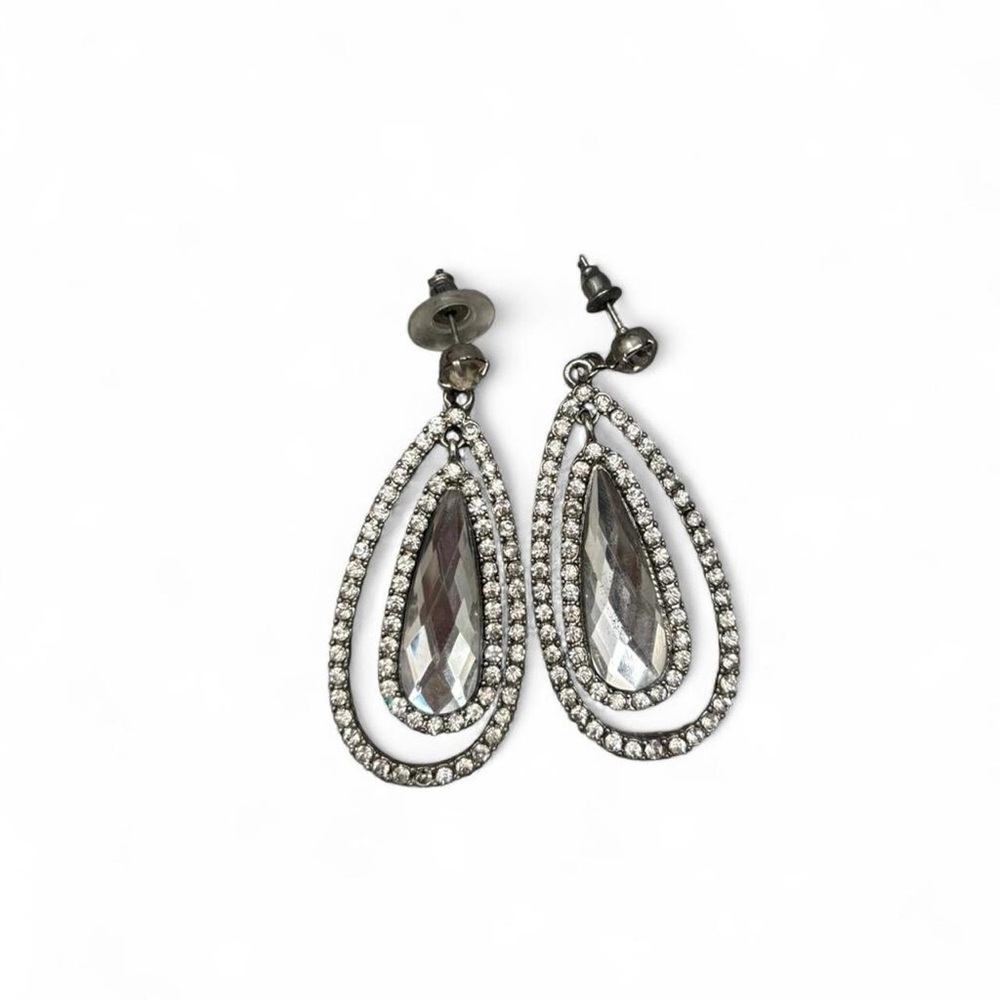 Elegant Silver Teardrop Earrings